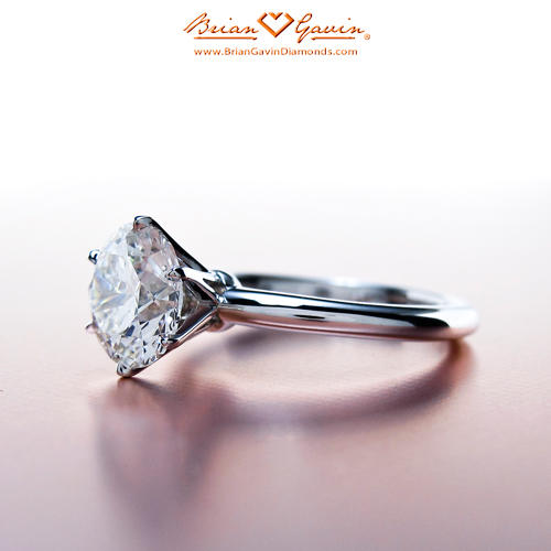 Round Brilliant Classic Engagement Ring & Wedding Ring (Bridal Set) –  Parasmani Jewellary